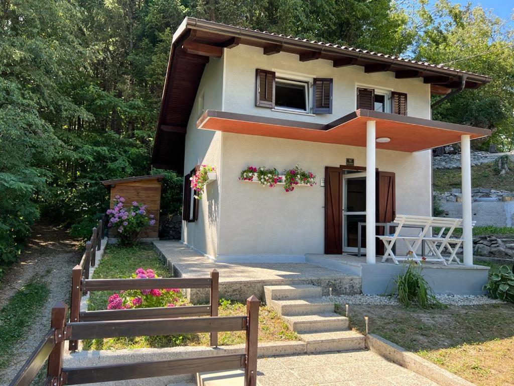 Cosy Cottage With Views Near Kobarid Extérieur photo